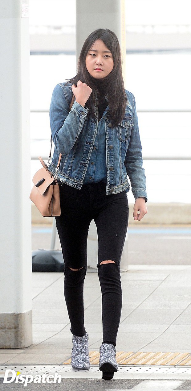Tiffany (SNSD) mặt khác lạ, Hyuna bỗng đẹp ngây thơ tại sân bay - Ảnh 18.