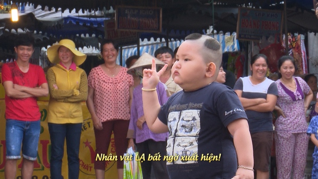Bố ơi: Bi Béo ngỡ ngàng khi gặp nhóc tì bản sao - Ảnh 3.