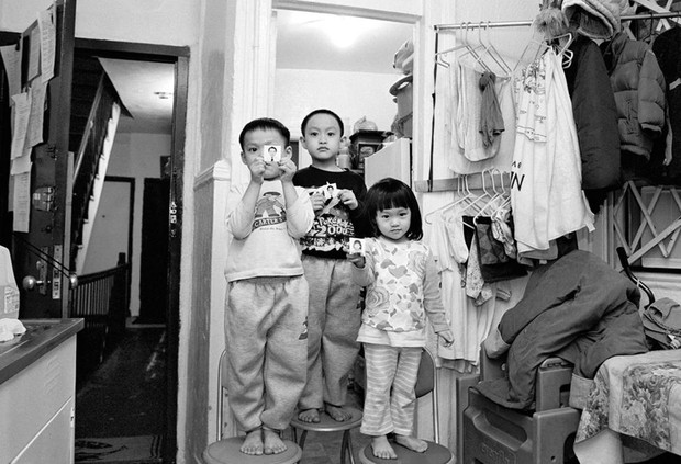 Cuộc sống xa quê của gia đình gốc Hoa trong căn hộ ốc sên giữa New York phồn hoa - Ảnh 2.