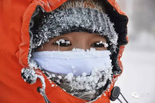 Thêm những hình ảnh khó đỡ về cái lạnh kỷ lục ở Trung Quốc - Ảnh 1.
