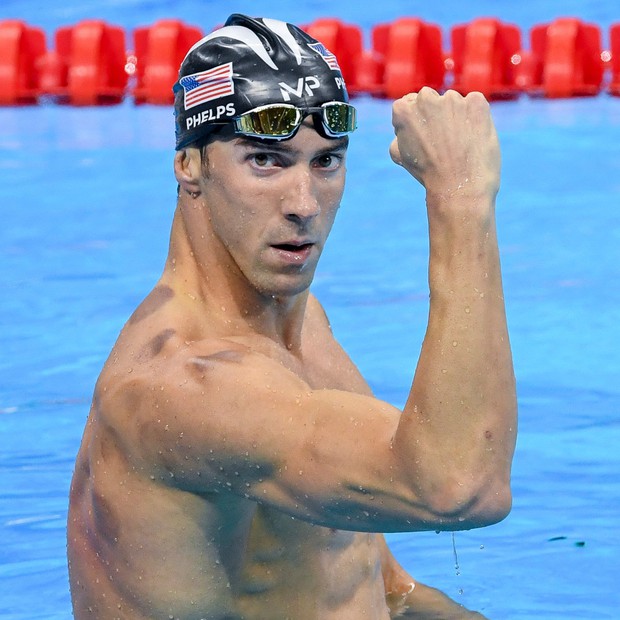 Michael Phelps: Huyền thoại của những scandal bên ngoài đường đua xanh - Ảnh 1.