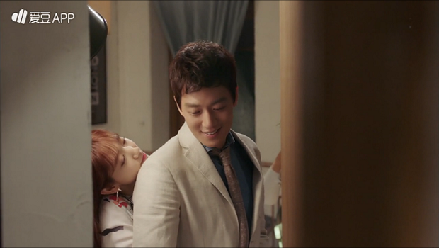 Doctors: Tí nữa thôi, Kim Rae Won – Park Shin Hye đã có cảnh giường chiếu - Ảnh 9.
