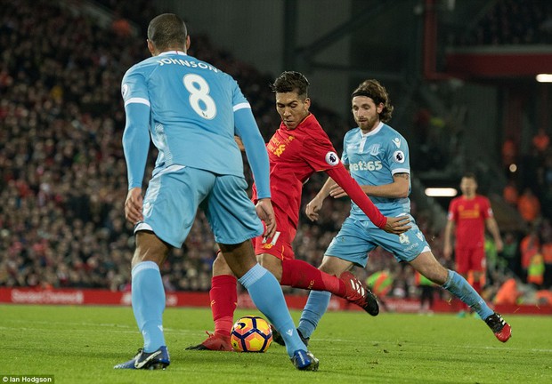 Siêu phẩm bọ cạp của sao Man Utd mở đầu danh sách bàn thắng đẹp nhất vòng 18 - Ảnh 5.