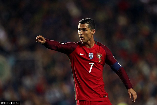 Sút penalty thành công, Ronaldo mở ra chiến thắng 4-1 cho Bồ Đào Nha - Ảnh 8.