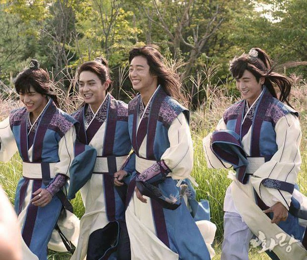 Hwarang: Có gì đáng đợi chờ ở bộ phim cổ trang được KBS “ém hàng” kỹ nhất năm qua? - Ảnh 3.