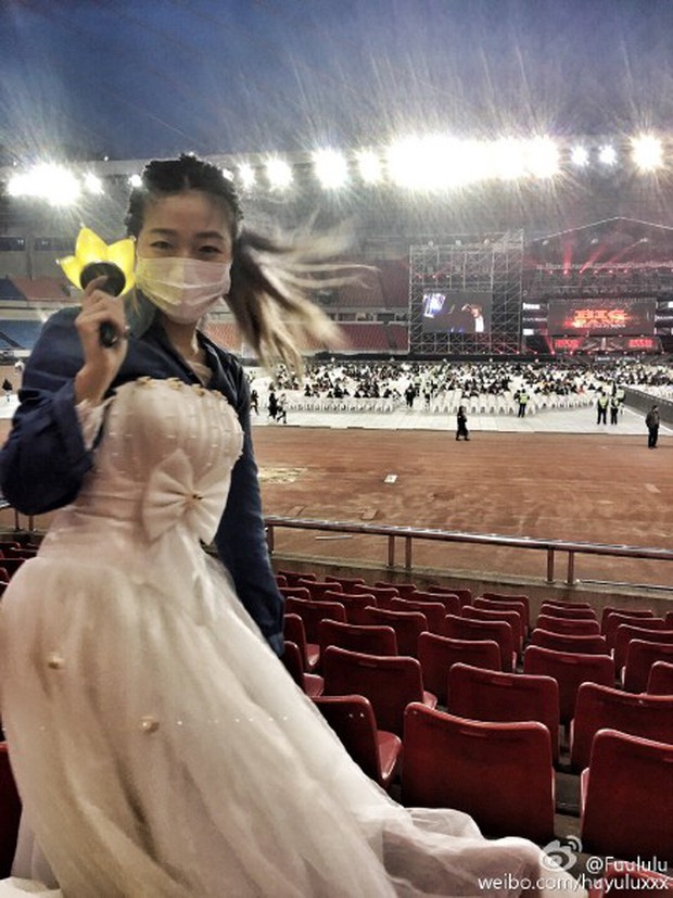 Fan nữ Trung Quốc mặc váy cưới cầu hôn G-Dragon (Big Bang) - Ảnh 5.
