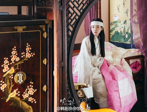 Moon Lovers: Hoàng tử Lee Jun Ki có vượt qua cái bóng Ngô Kỳ Long, IU có làm nên chuyện? - Ảnh 18.