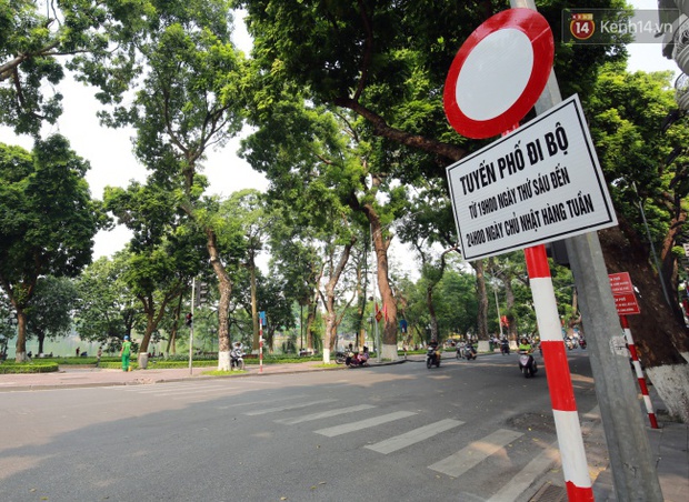 Wifi miễn phí tại phố đi bộ hồ Hoàn Kiếm đang gấp rút lắp đặt để kịp phủ sóng ngày 1/9 - Ảnh 1.