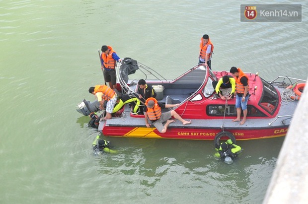 Đà Nẵng: Hàng chục cảnh sát lặn tìm hung khí gây án vụ bắn chết người Trung Quốc - Ảnh 1.