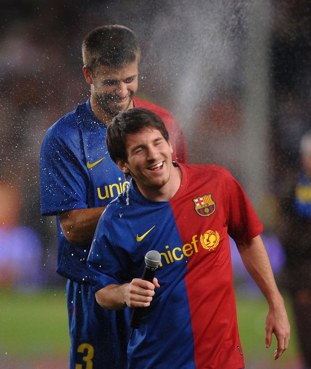 Pique: Ngày Messi rời Barcelona sẽ như ngày cha mẹ qua đời - Ảnh 1.