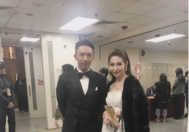 Khổng Tú Quỳnh tham dự lễ trao giải TVB, đọ dáng cùng Hoa hậu Hồng Kông - Ảnh 8.