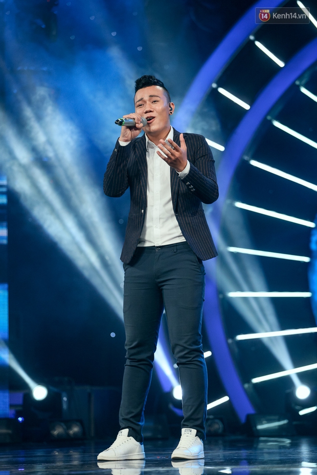 Vietnam Idol: Hot boy du học thoát hiểm với tỉ số áp đảo - Ảnh 16.