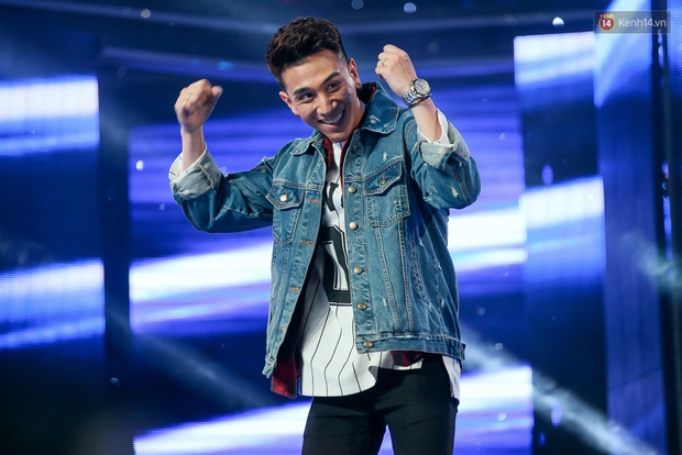 Vietnam Idol: Hot boy du học thoát hiểm với tỉ số áp đảo - Ảnh 3.