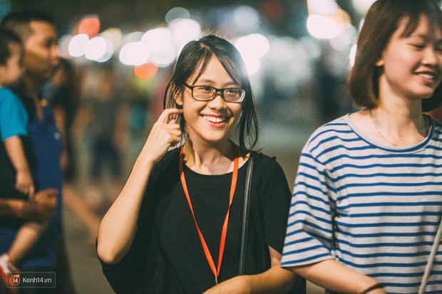 Gặp gỡ nhóm bạn trẻ mang trò chơi dân gian đến giữa lòng phố đi bộ ở Hà Nội - Ảnh 19.