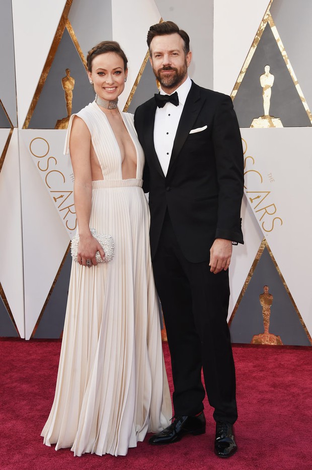Leonardo DiCaprio hộ tống Kate Winslet trên thảm đỏ Oscar 2016 - Ảnh 42.