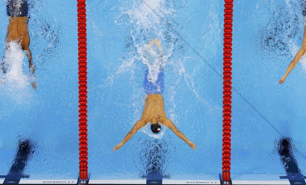 Kình ngư giành vàng từ tay Michael Phelps nhận khoản tiền thưởng kỷ lục 16,6 tỷ đồng - Ảnh 1.