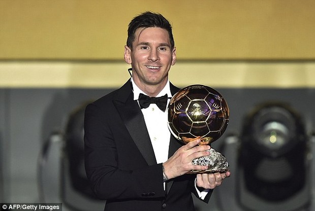 Quý tử Thiago chúc mừng Messi bằng cử chỉ đáng yêu và ý nghĩa - Ảnh 3.