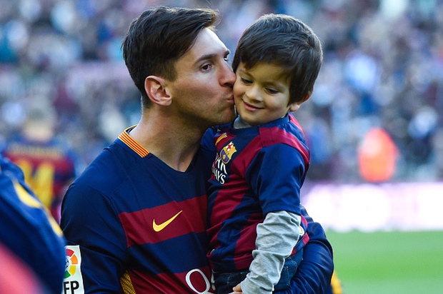 Quý tử Thiago chúc mừng Messi bằng cử chỉ đáng yêu và ý nghĩa - Ảnh 7.