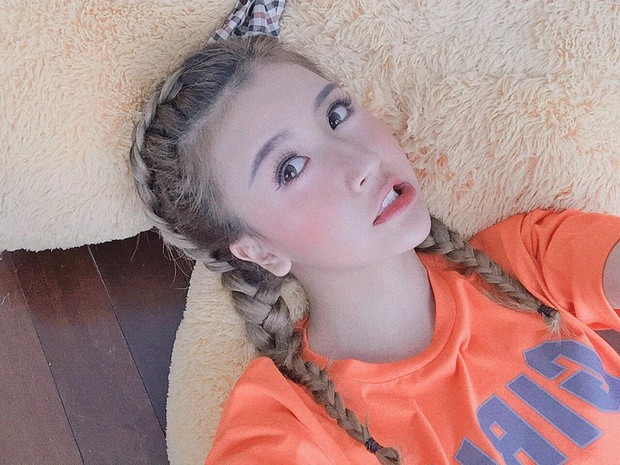 Bạn biết chưa, giới sao & hot girl Việt đang đổ xô diện tóc tết 2 bên đấy! - Ảnh 10.