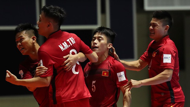 Nguyễn Minh Trí: Chàng trai 20 tuổi lập hat-trick lịch sử ở đấu trường World Cup - Ảnh 1.