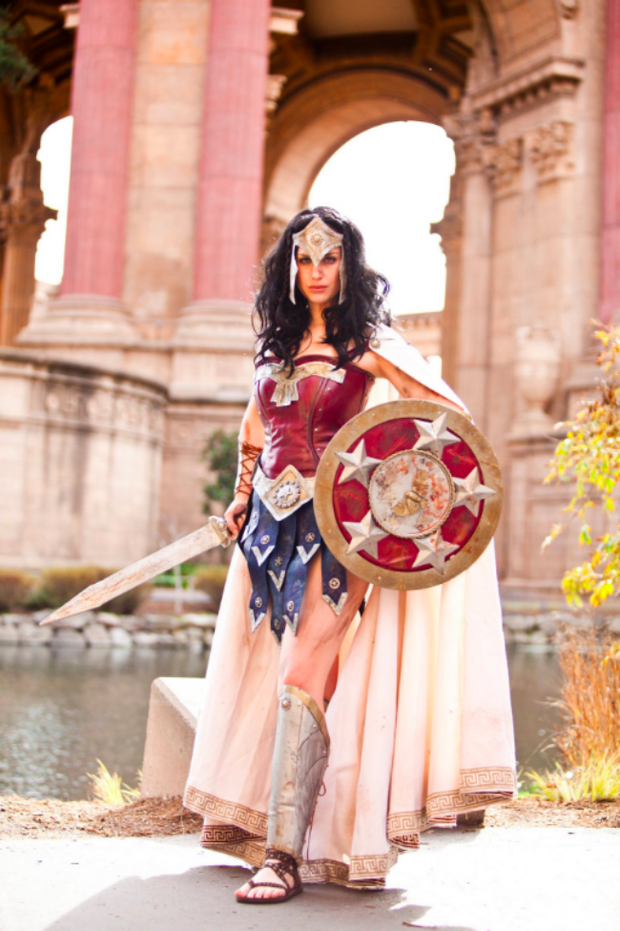 18 tác phẩm cosplay Wonder Woman còn ấn tượng hơn cả trong phim - Ảnh 6.