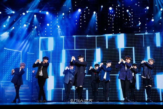 Tóc Tiên tiết lộ lý do Wanna One bị đứng khuất tại MAMA: Các em không dám bước lên vì hàng đầu dành cho tiền bối - Ảnh 6.