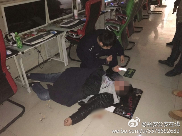 Trung Quốc: Game thủ nôn ra máu vẫn đòi mọi người đỡ dậy để chơi tiếp vì sắp thắng - Ảnh 1.
