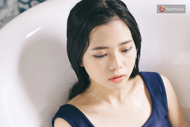 Học cô nàng thánh hóa trang Milla Chu cách makeup chống nước để luôn tươi xinh ngay cả khi trời mưa bất chợt - Ảnh 15. Học cô nàng thánh hóa trang Milla Chu cách makeup chống nước để luôn tươi xinh ngay cả khi trời mưa bất chợt - Ảnh 15.
