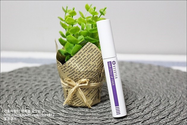 Bí kíp xử lí tóc con bất trị của con gái Hàn hóa ra nằm cả ở mascara chải tóc - Ảnh 13. Bí kíp xử lí tóc con bất trị của con gái Hàn hóa ra nằm cả ở mascara chải tóc - Ảnh 13.