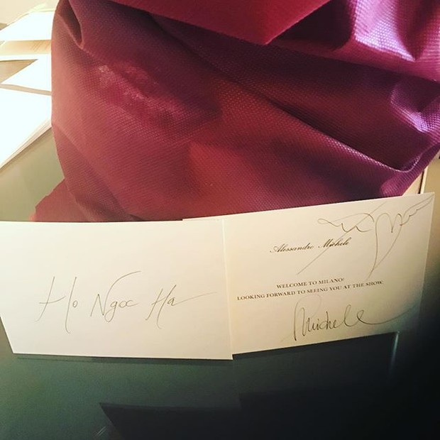 HOT: Hồ Ngọc Hà diện đồ sexy giá hàng trăm triệu, vui tươi tạo dáng bên Tom Hiddleston tại show Gucci - Ảnh 12.