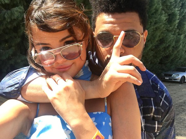 The Weeknd hugged and kissed Selena non-stop at Coachella, Justin probably won't like this!  - Photo 8.