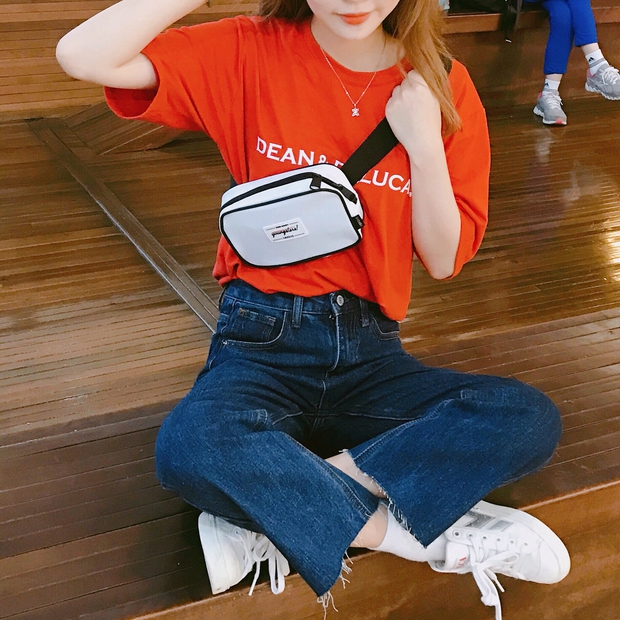 3 mẫu túi cũ kỹ tưởng đã đi vào dĩ vãng nay lại được các fashionista yêu thích hết mực - Ảnh 17. 3 mẫu túi cũ kỹ tưởng đã đi vào dĩ vãng nay lại được các fashionista yêu thích hết mực - Ảnh 17.