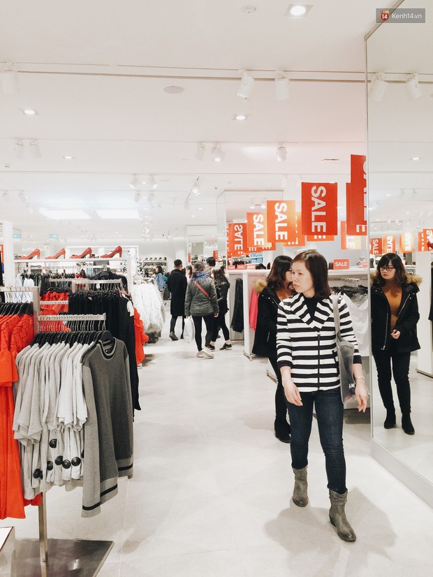 Thông báo sale tới 50%, H&M khiến tín đồ thời trang Hà Nội hụt hẫng vì sale quá ít đồ và không sale đồ Đông - Ảnh 9.