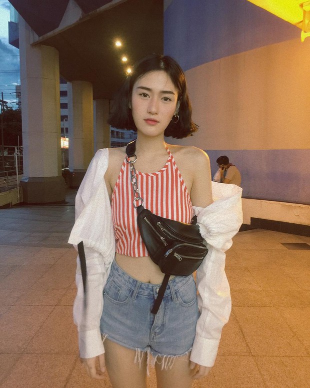 3 mẫu túi cũ kỹ tưởng đã đi vào dĩ vãng nay lại được các fashionista yêu thích hết mực - Ảnh 19. 3 mẫu túi cũ kỹ tưởng đã đi vào dĩ vãng nay lại được các fashionista yêu thích hết mực - Ảnh 19.