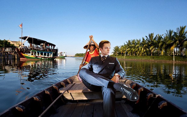 Ảnh vui: Dàn sao Kingsman 2 đến Việt Nam vừa làm nhiệm vụ, vừa xơi bún riêu, đi chơi sông nước - Ảnh 10.