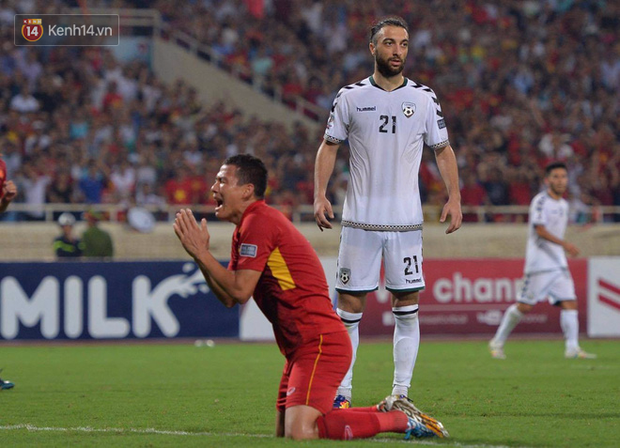 Việt Nam giành vé dự Asian Cup 2019 sau trận hòa Afghanistan - Ảnh 4.