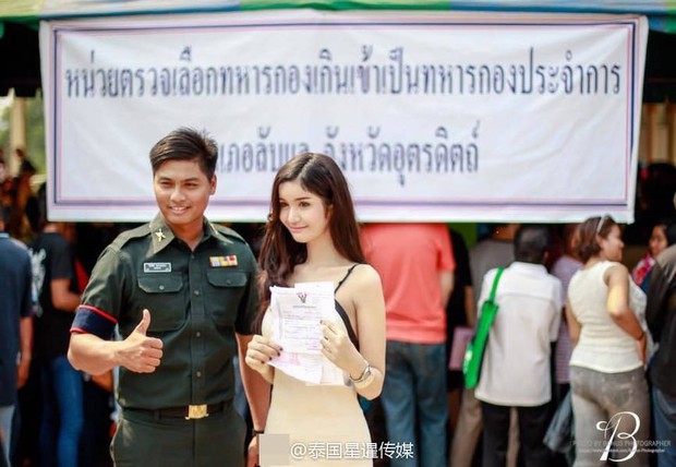 Người đẹp chuyển giới Thái Lan gây chú ý vì muốn được ở ký túc xá nam khi nhập ngũ - Ảnh 7.