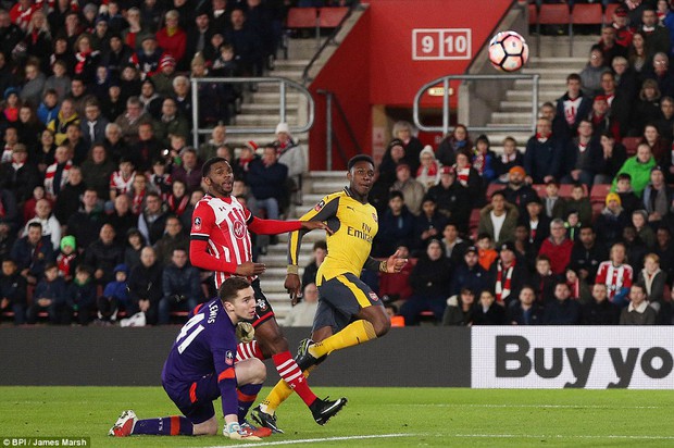 Arsenal hủy diệt đội bóng vừa vào chung kết Cúp Liên đoàn - Ảnh 3.