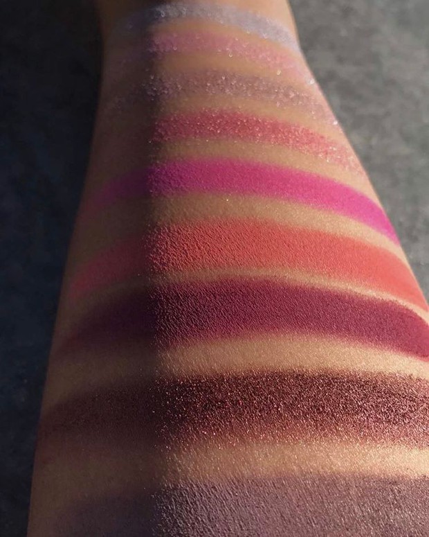 Có tín đồ làm đẹp nào lại không chảy nước miếng trước BST Valentine quá hoành tráng của Kylie Cosmetics cho được! - Ảnh 15.