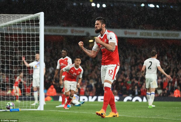 Cú đúp của Sanchez giúp Arsenal nuôi hy vọng dự Champions League - Ảnh 15.