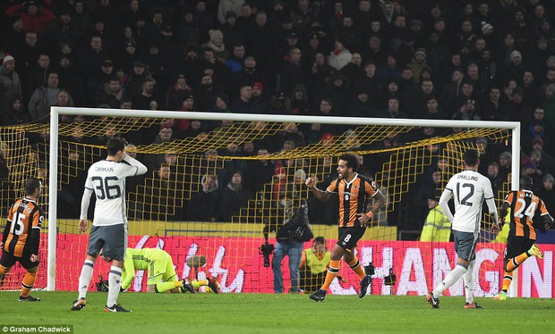 Pogba nổ súng đưa Man Utd vào chung kết Cúp Liên đoàn - Ảnh 7.