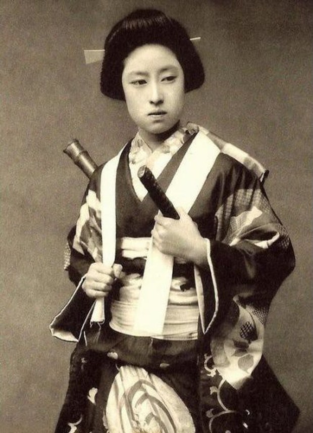 Onna bugeisha: Câu chuyện về nữ Samurai Nhật Bản, xung trận như nam giới, sẵn sàng quyên sinh để bảo vệ danh dự - Ảnh 9.