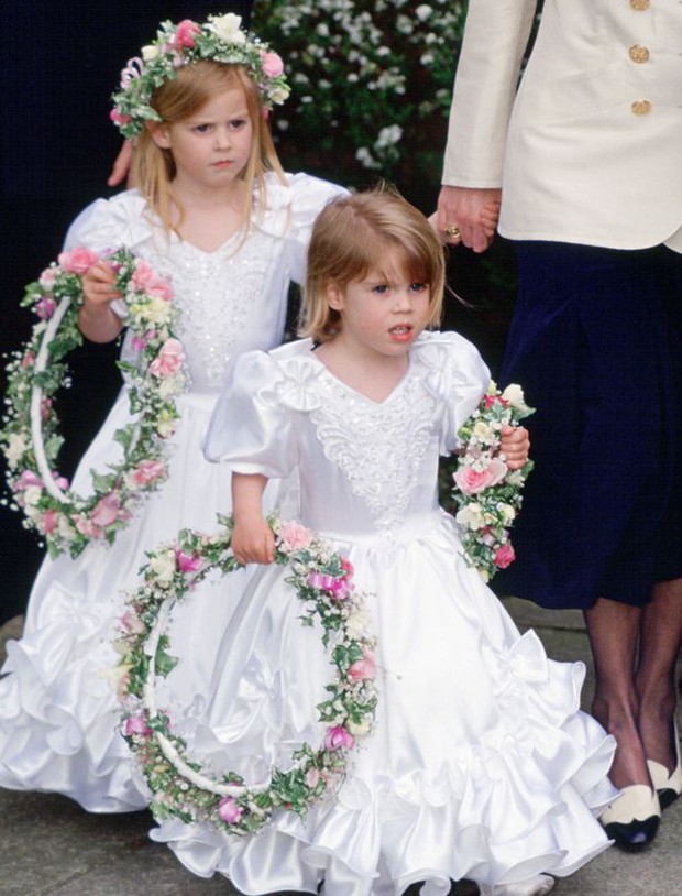 Hoàng tử nhí George và công chúa Charlotte háo hức làm phù dâu phù rể trong đám cưới hoàng gia - Ảnh 8.