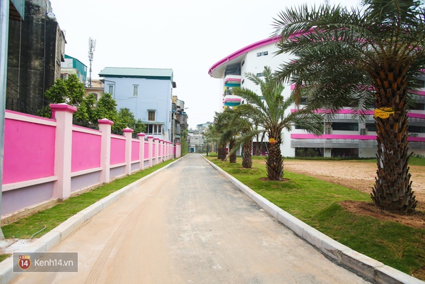 Du học tại chỗ ở Hà Nội tại ngôi trường mới toanh, sang xịn và toàn màu hồng! - Ảnh 7.