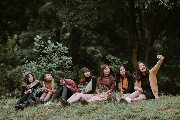Cần gì đi đâu xa, Hà Nội có 2 khu vườn xinh xắn “đẹp như truyện cổ tích” như này cơ mà! - Ảnh 6.