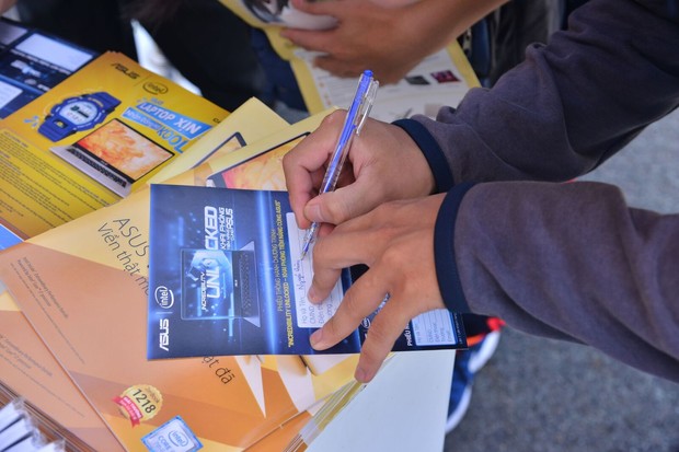 “Bão” Asus Campus Tour “oanh tạc” cộng đồng sinh viên - Ảnh 2.