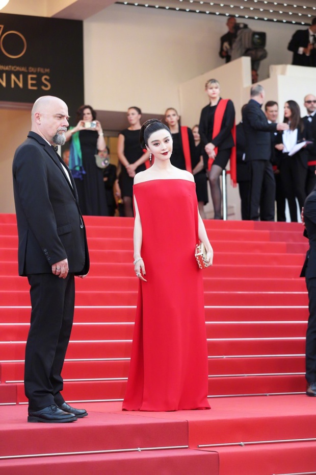 Phạm Băng Băng đã chịu lấy lại phong độ, đẹp không thua kém Elle Fanning trên thảm đỏ Cannes - Ảnh 5.