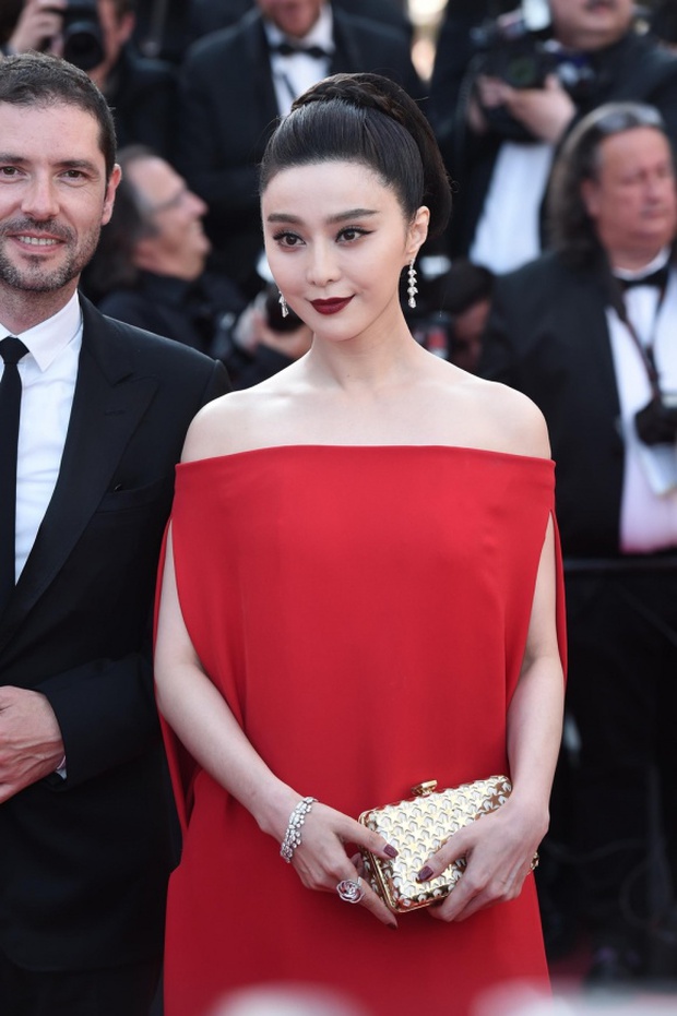 Phạm Băng Băng đã chịu lấy lại phong độ, đẹp không thua kém Elle Fanning trên thảm đỏ Cannes - Ảnh 3.