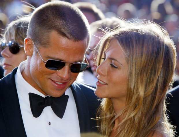 Bị chồng bỏ để theo tiểu tam, Jennifer Aniston giờ đây vẫn sát cánh bên Brad Pitt - Ảnh 2.