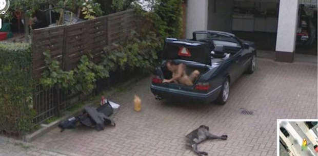 Những bức ảnh tình cờ đến bất ngờ được chụp bởi Google Street View - Ảnh 23.